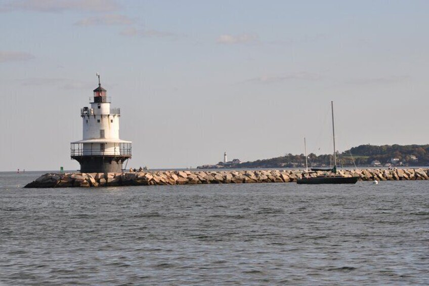 Lighthouse Lovers Cruise in Portland