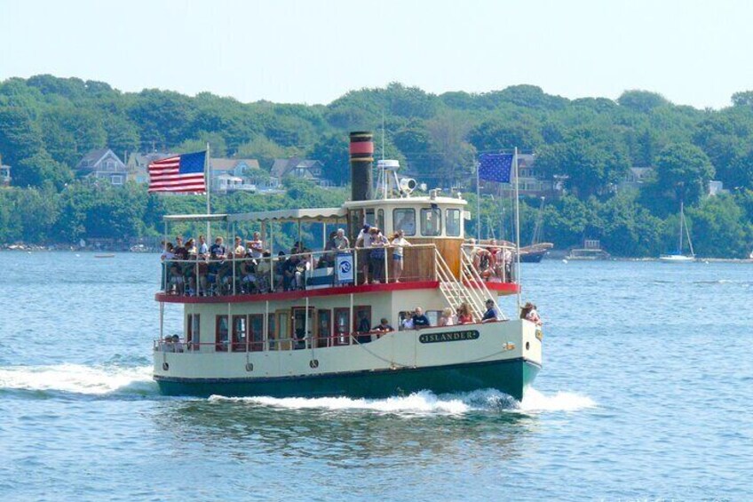 Lighthouse Lovers Cruise in Portland