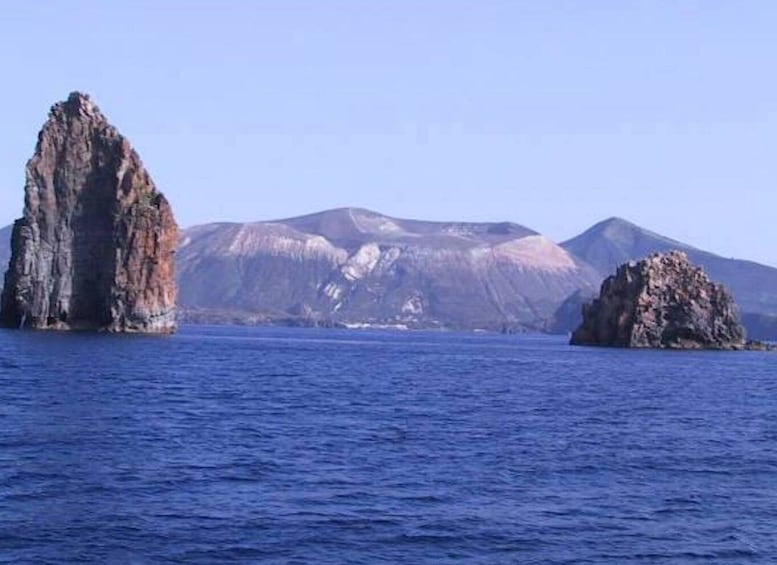 Picture 1 for Activity From Lipari: Boat Tour to Salina with Stops