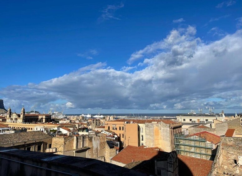 Picture 2 for Activity Palermo: Historical Center Walking Tour with Rooftop Views