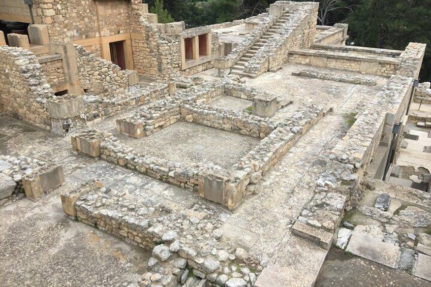 Palace of Knossos - Early Morning Ticket and avoid crowds