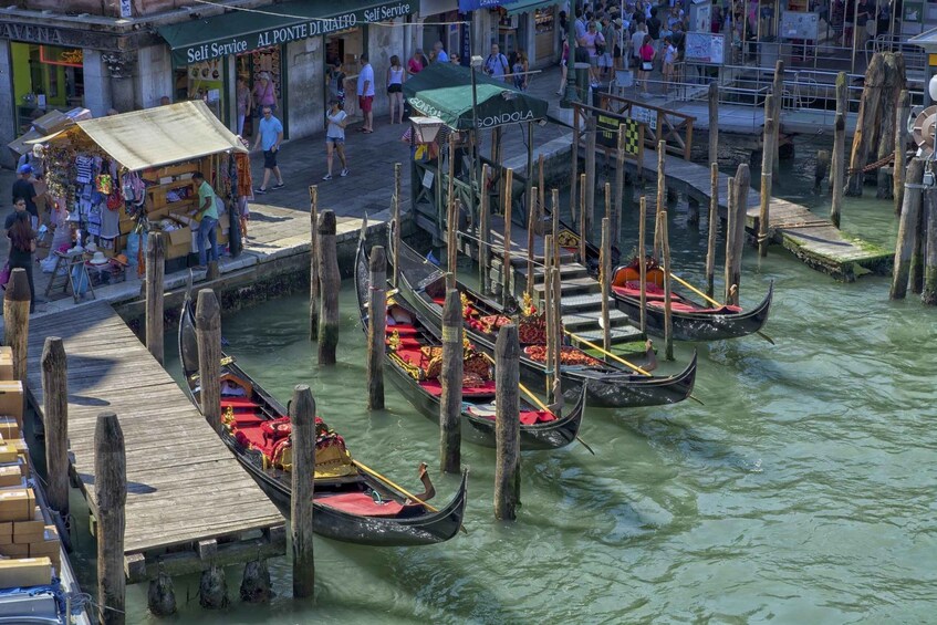 Picture 2 for Activity Venice: Off the Beaten Path Private Gondola Ride