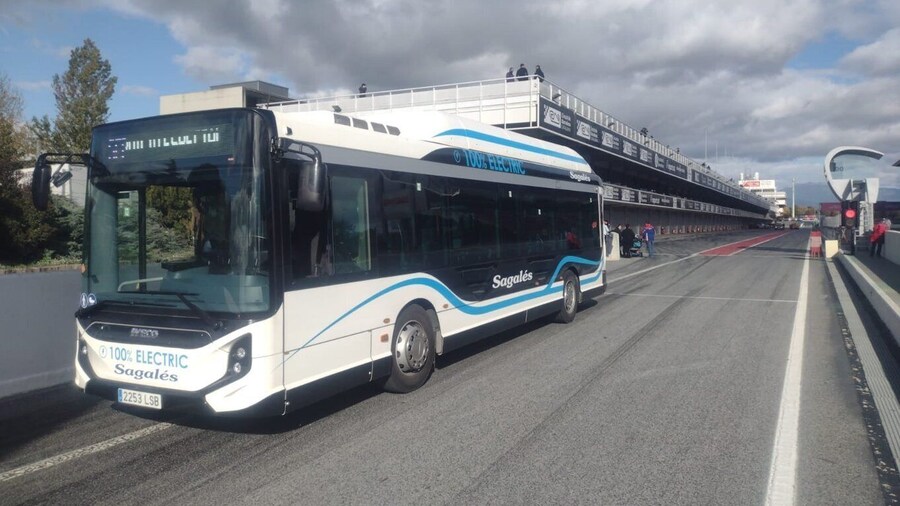 Barcelona: Barcelona Airport To/From Figueras City Center