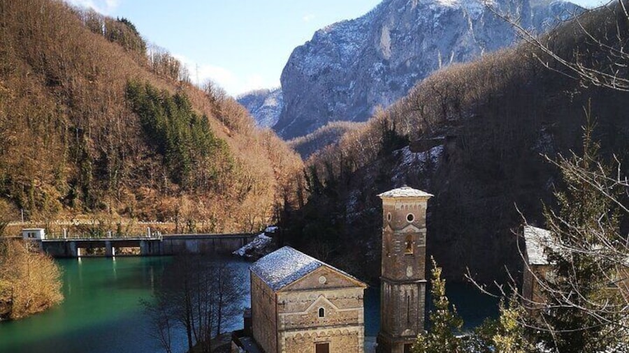 Garfagnana Tour by van from Lucca or Pisa