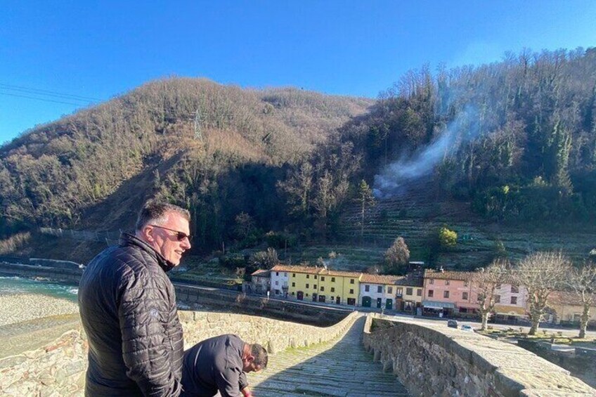 6 Hours Garfagnana Tour by Shuttle from Lucca