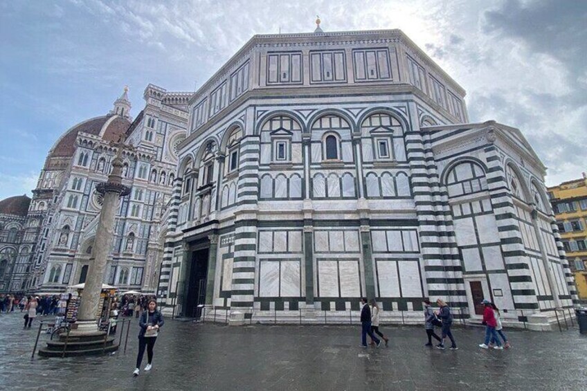 Pisa and Florence Tour by Shuttle from Lucca