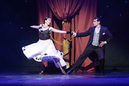 Buenos Aires : Spectacle de tango au Tango Porteño et dîner facultatif