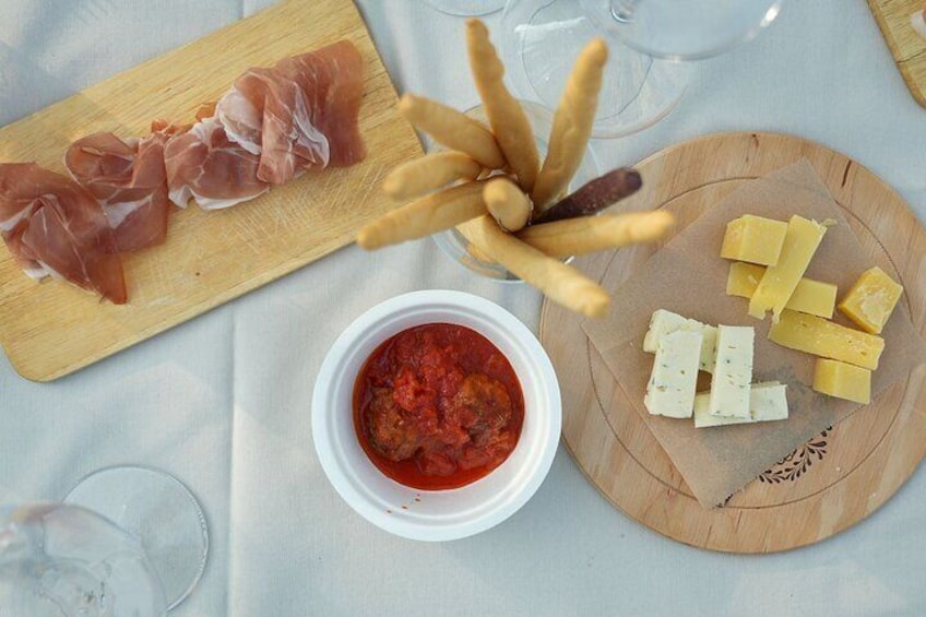 Wine and Food Tasting on Bardolino Hills