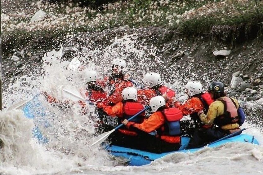 4 Hr Kennicott Glacial Lake & River Raft