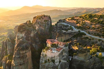Meteora: Private Morning or Sunset Monasteries Tour