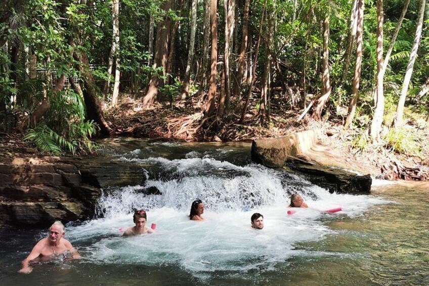 1 Day Litchfield National Park Tour & Berry Springs in Minivan