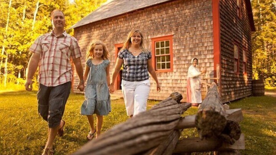 Family visit to the Village Historique Acadie