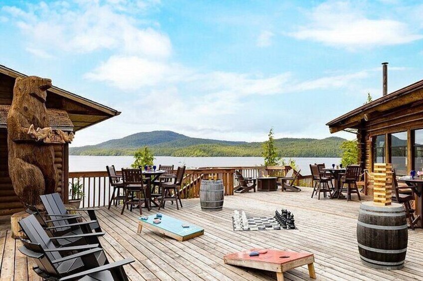 Enjoy snacks and beverages with us at the Salmon Falls Resort after boating 
 