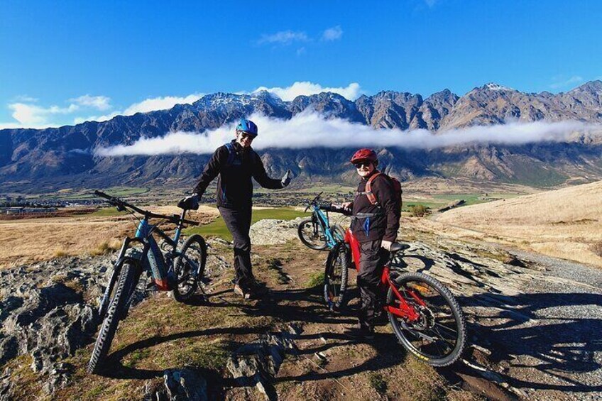 Scenic Guided eBike Tour Ride to the Lake