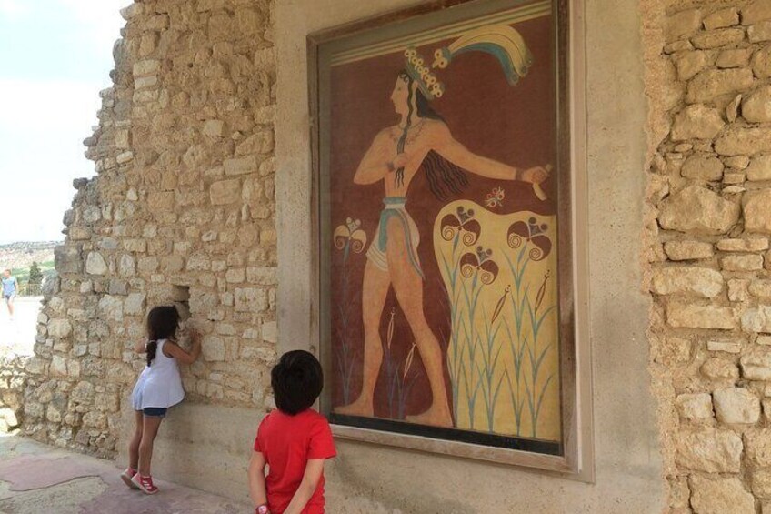 Knossos & Lasithi Plateau: Zeus Cave, Villages, Olive Farm Tour