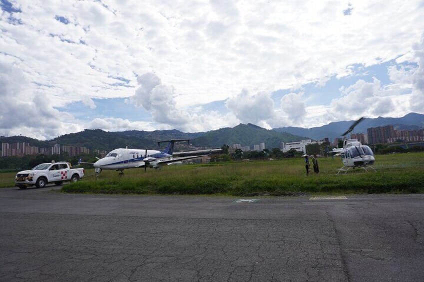 Private Tour: Helicopter Flight+Graffiti tour+Pablo tour Medellin