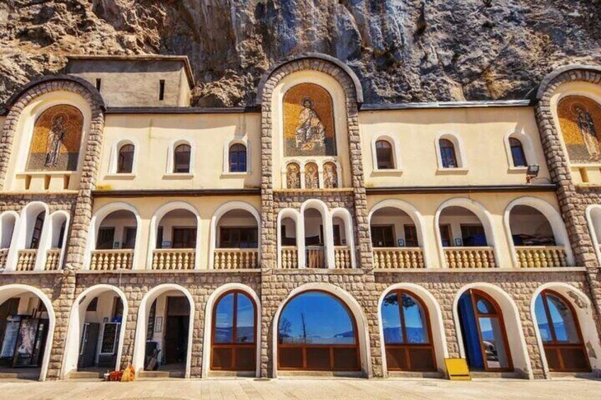 Full-Day Tour to Cetinje and Ostrog Monastery of Montenegro