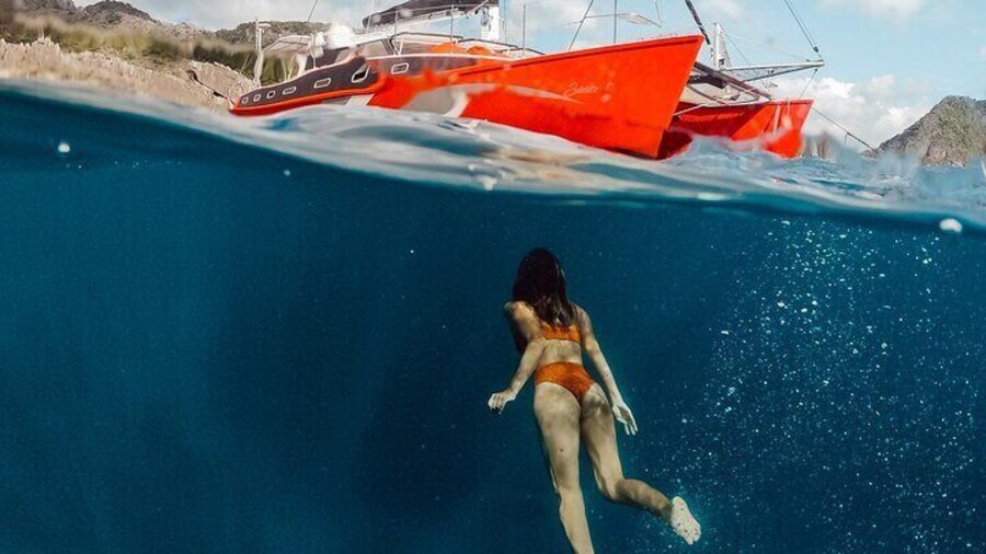 Seacret Luxury Catamaran Yacht Group Island Hopping Tour