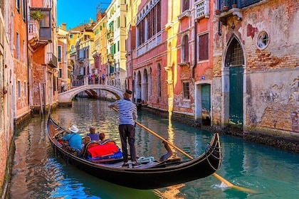 Private Venice Highlights Tour with opt. Gondola