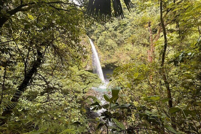 Half Day Tour and Horseback Riding to La Fortuna Waterfall