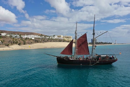 Fuerteventura : 4 heures d'aventure à bord d'un voilier pirate