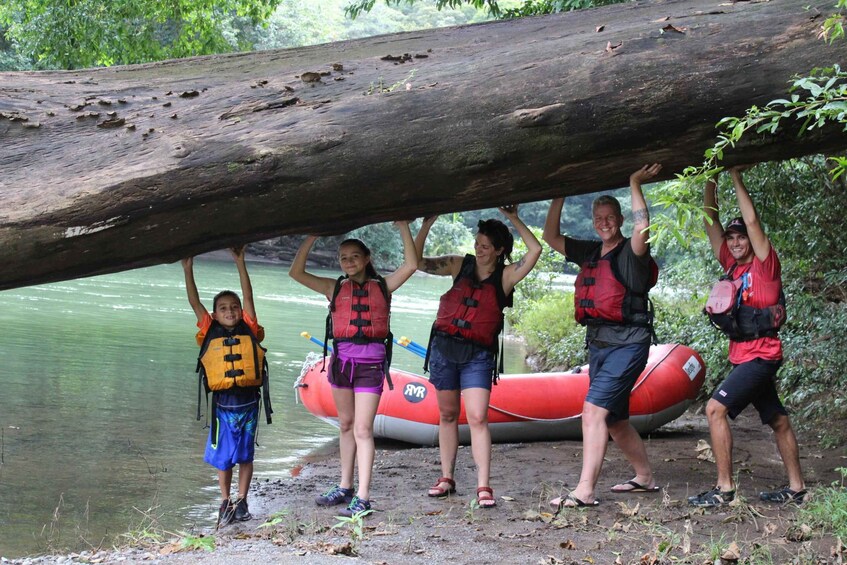 Picture 2 for Activity La Fortuna: Jungle Safari Float Sarapiqui to San Jose