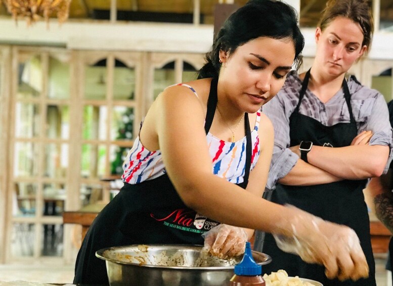 Picture 3 for Activity Bali: Balinese Cooking Class and Market Tour