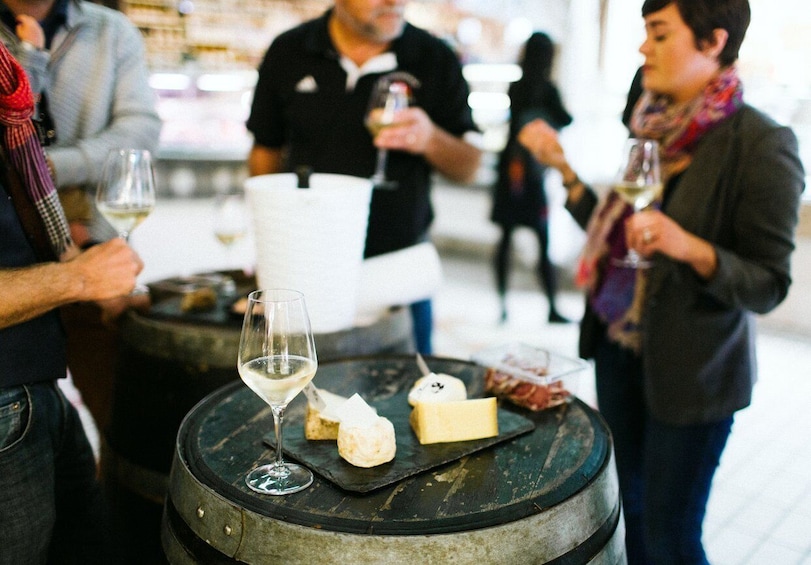 Picture 10 for Activity Toulouse: Victor Hugo Market Guided Food Tour with Tastings