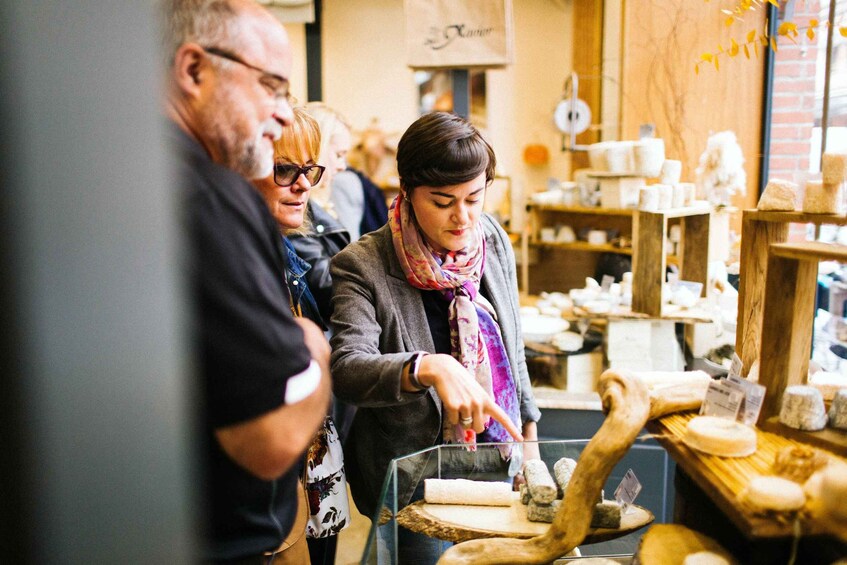 Picture 3 for Activity Toulouse: Victor Hugo Market Guided Food Tour with Tastings