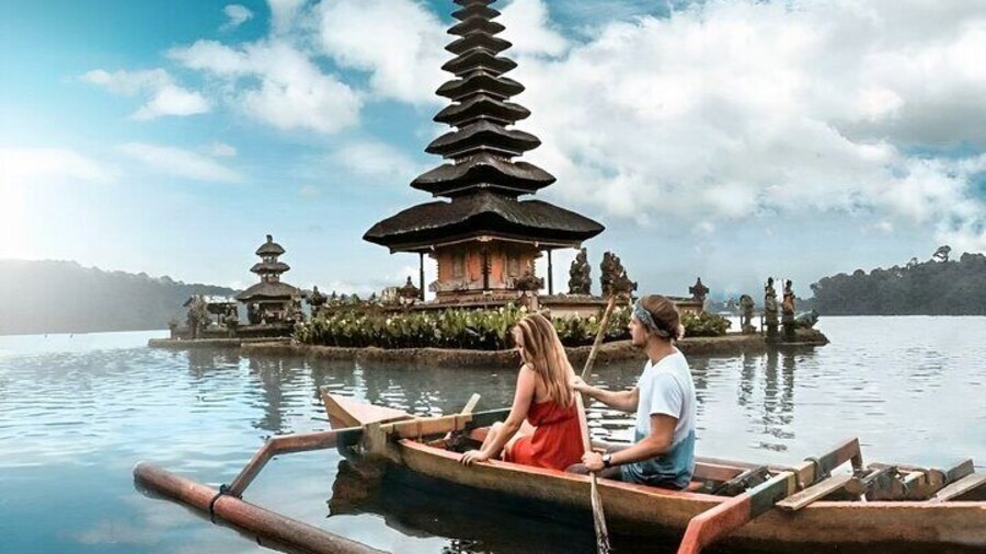 Ulun Danu Bratan Temple