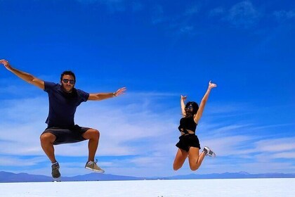 Tour to Salinas Grandes and Purmamarca: Adventure from Salta