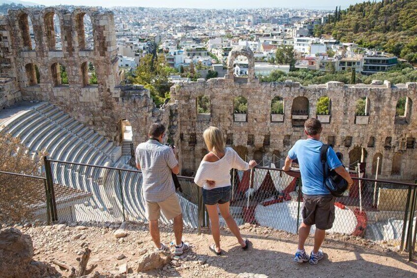 Travellers photo with Herodus Atticus theater in the background