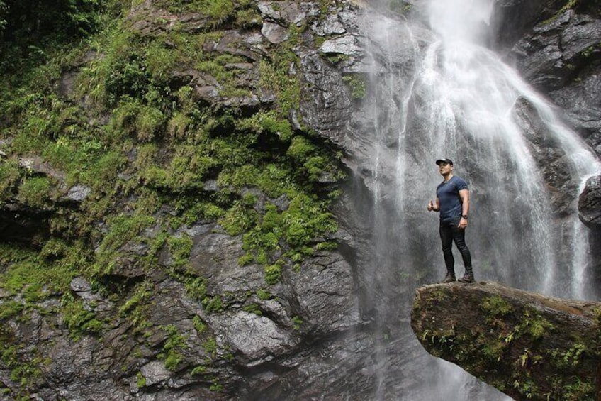 Full Day Private Tour to the Valley of the Cascades