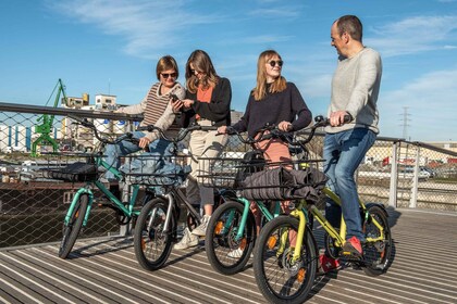 ゲントシティハイライトと隠れた名所 ガイド付き自転車ツアー