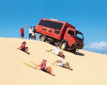 Port Stephens: recorrido en 4×4 por la playa de Birubi con sandboard