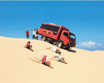 Port Stephens: recorrido en 4×4 por la playa de Birubi con sandboard