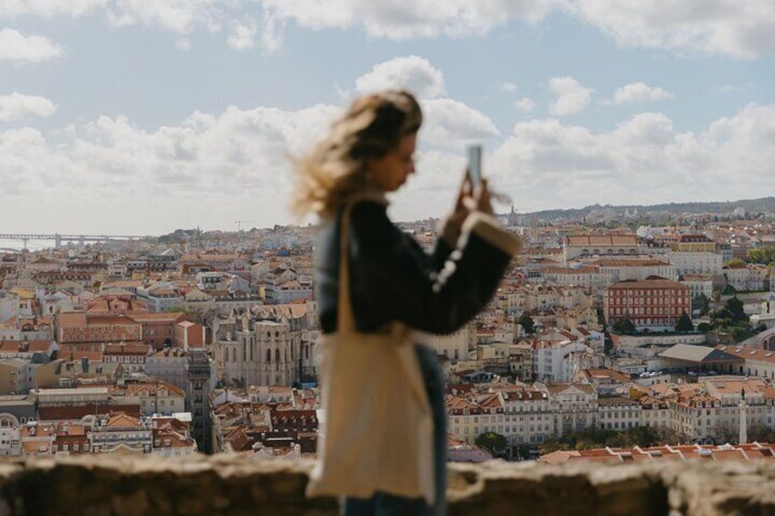  Saint George Castle Guided Tour from Lisbon