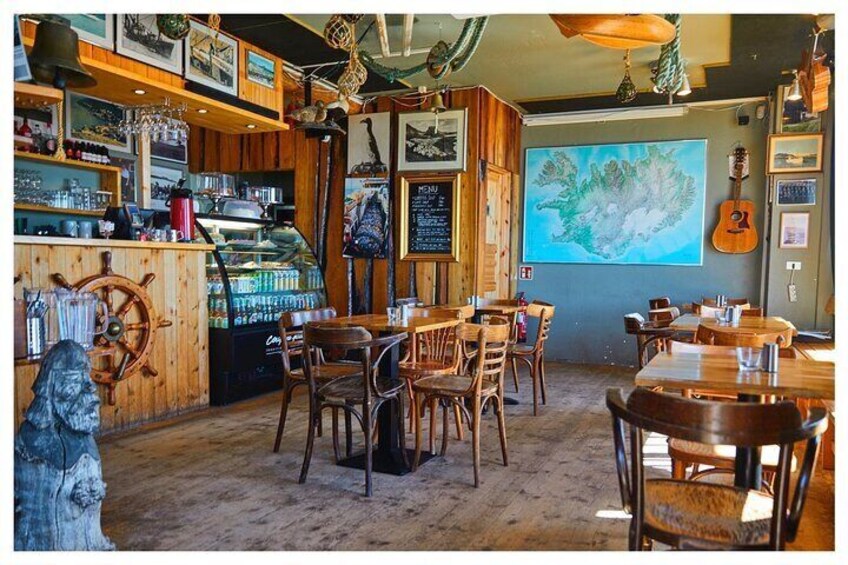 Private Reykjanes Tour: From Hotel to Airport