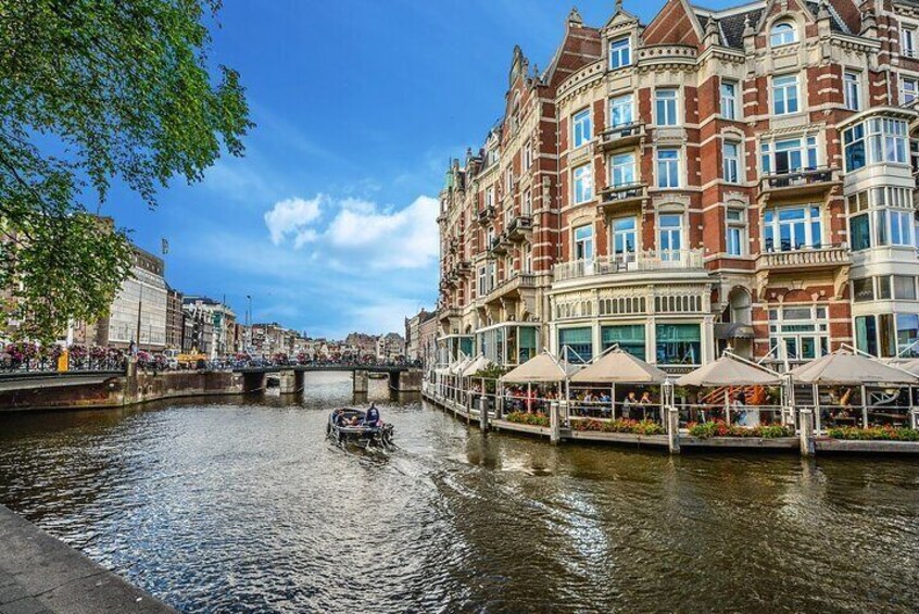 Private Tour From Paris to Amsterdam, 2 Hour Stop in Brussels