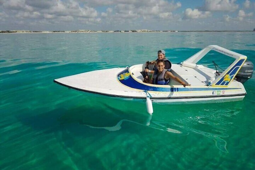Drive Best Speedboat in Laguna Nichupte Cancún Jungle Tour