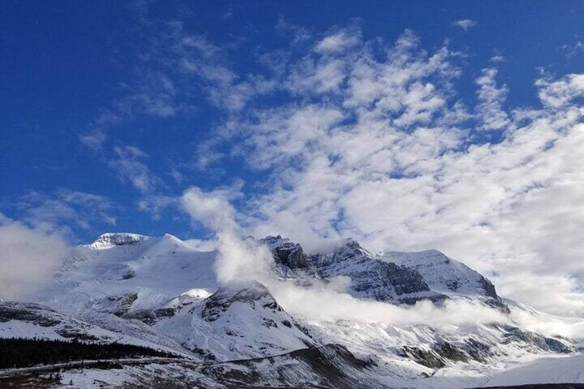 /Banff/Canmore/Calgary: Full Day Tour at Columbia Icefield