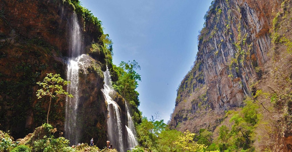 Picture 2 for Activity San Cristobal: Sima de las Cotorras & Aguacero Waterfalls