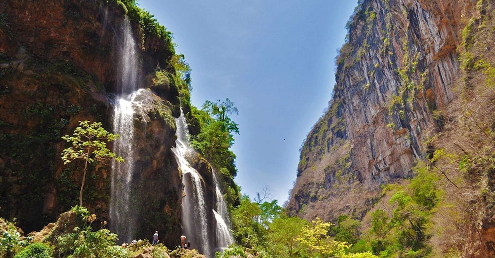 Picture 2 for Activity San Cristobal: Sima de las Cotorras & Aguacero Waterfalls