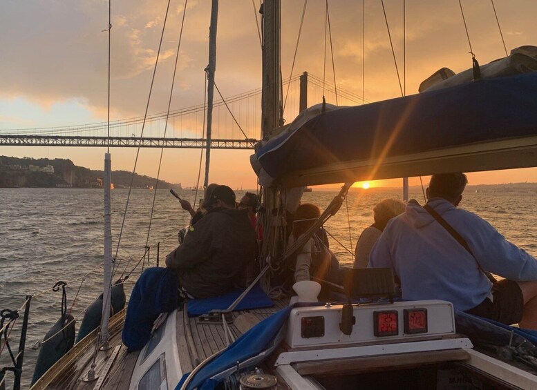 Picture 1 for Activity Lisbon Small Group Sailboat Sunset Tour with a Drink