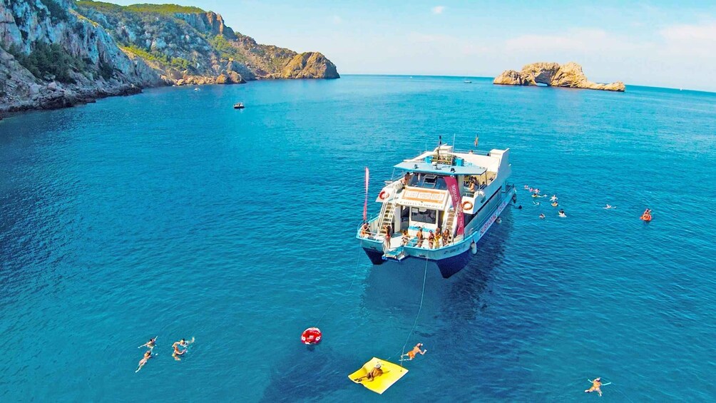 Picture 1 for Activity Ibiza: Cala Salada & North Cruise with Drinks & Snorkeling