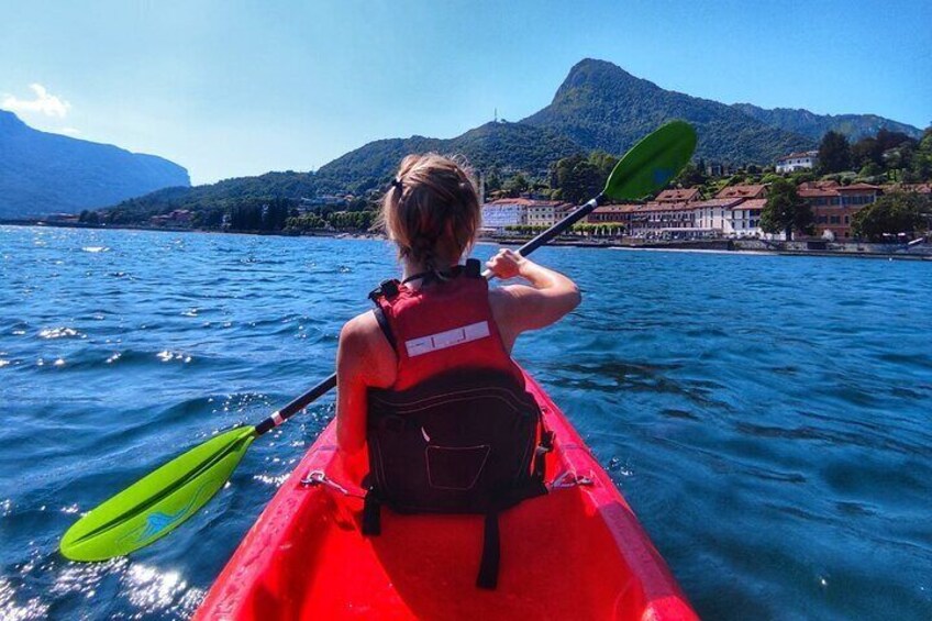 Kayak on Lake Como: stunning landscapes & Aperitif