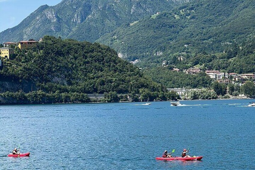 Kayak on Lake Como: stunning landscapes & Aperitif