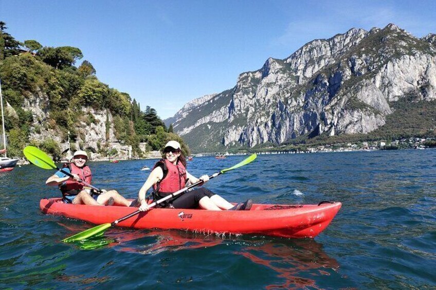 Kayak on Lake Como: stunning landscapes & Aperitif