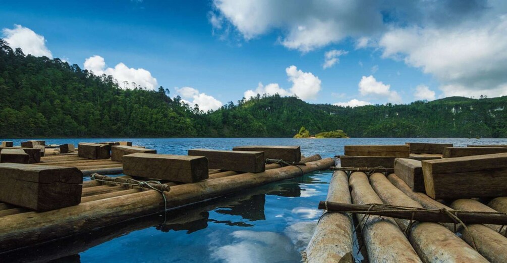 San Cristóbal de las Casas: Montebello Lakes & Chiflón Trip