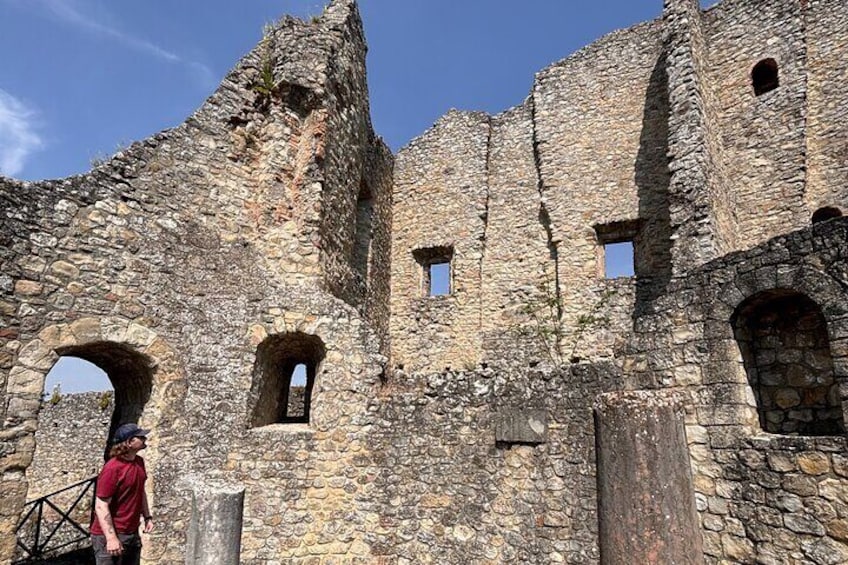 Visiting Canossa’s Castle